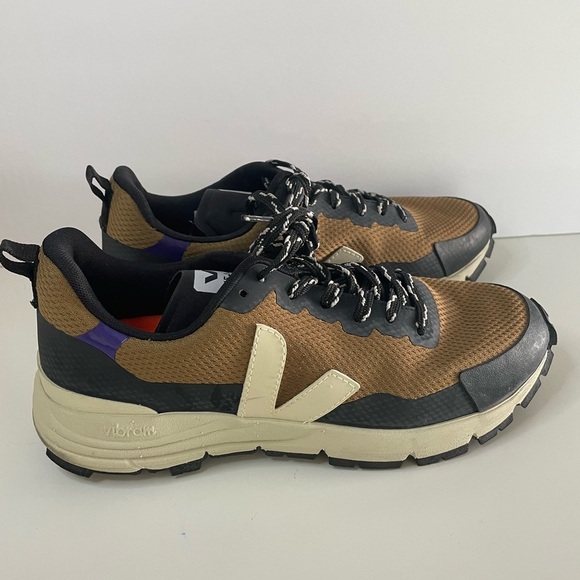 NWOT Veja Dekkan Alveomesh Sneaker Size 7 Women’s - Picture 3 of 12